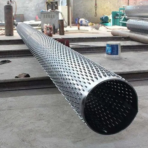 中山滤水管的施工标准包括哪几个方面？